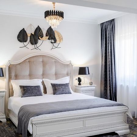 טרגו ניאמץ Tesa Boutique Hotel מראה חיצוני תמונה