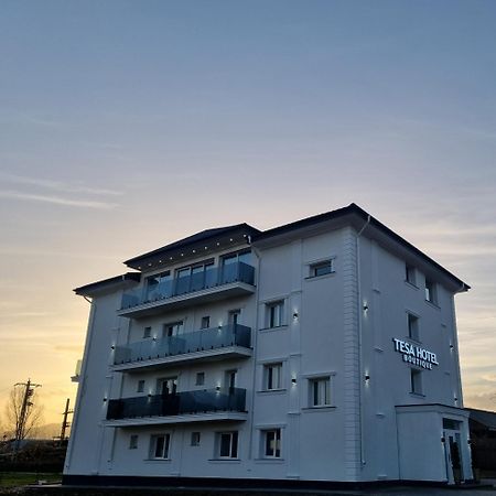 טרגו ניאמץ Tesa Boutique Hotel מראה חיצוני תמונה