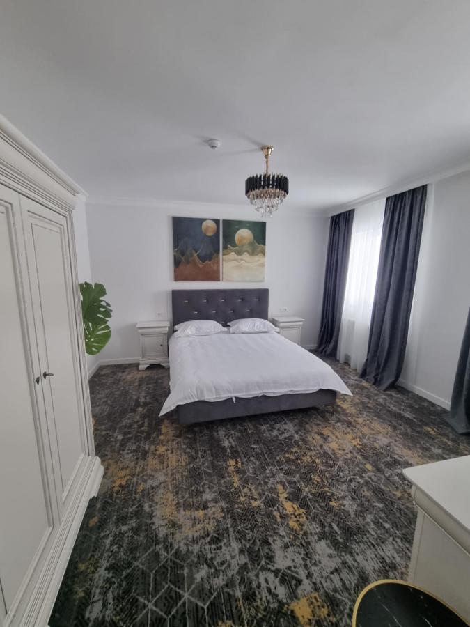 טרגו ניאמץ Tesa Boutique Hotel מראה חיצוני תמונה